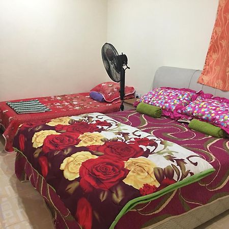 Homestay D Sofia Kuala Terengganu Exterior foto